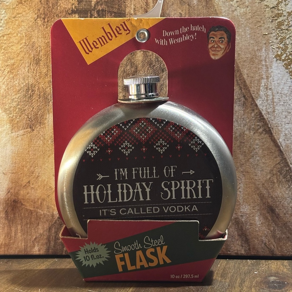 Wembley Silver Holiday Spirit Flask